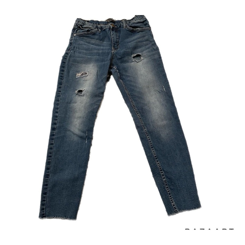 Supplies‎ jeans